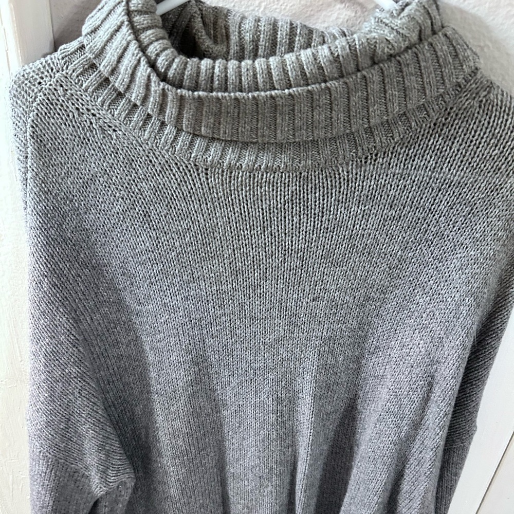 Thick winter sweater, size large